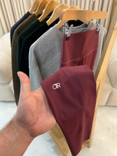 Load image into Gallery viewer, OTR Leggings. Burgundy.
