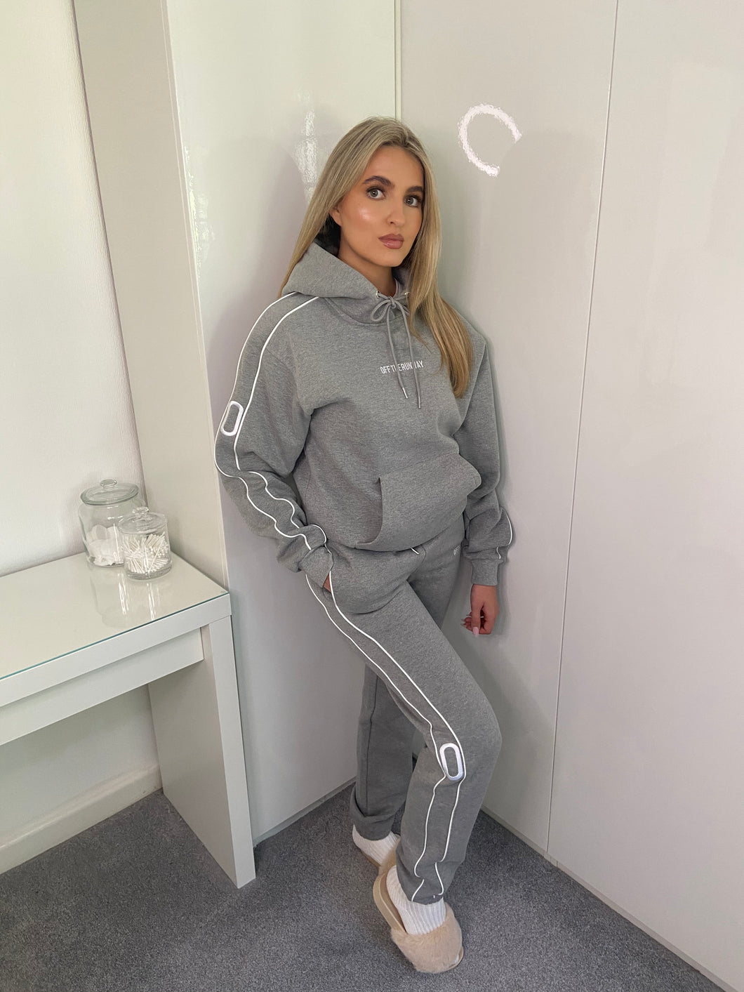 GREY JOGGERS.