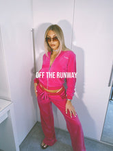 Load image into Gallery viewer, JACKET. HOT PINK.
